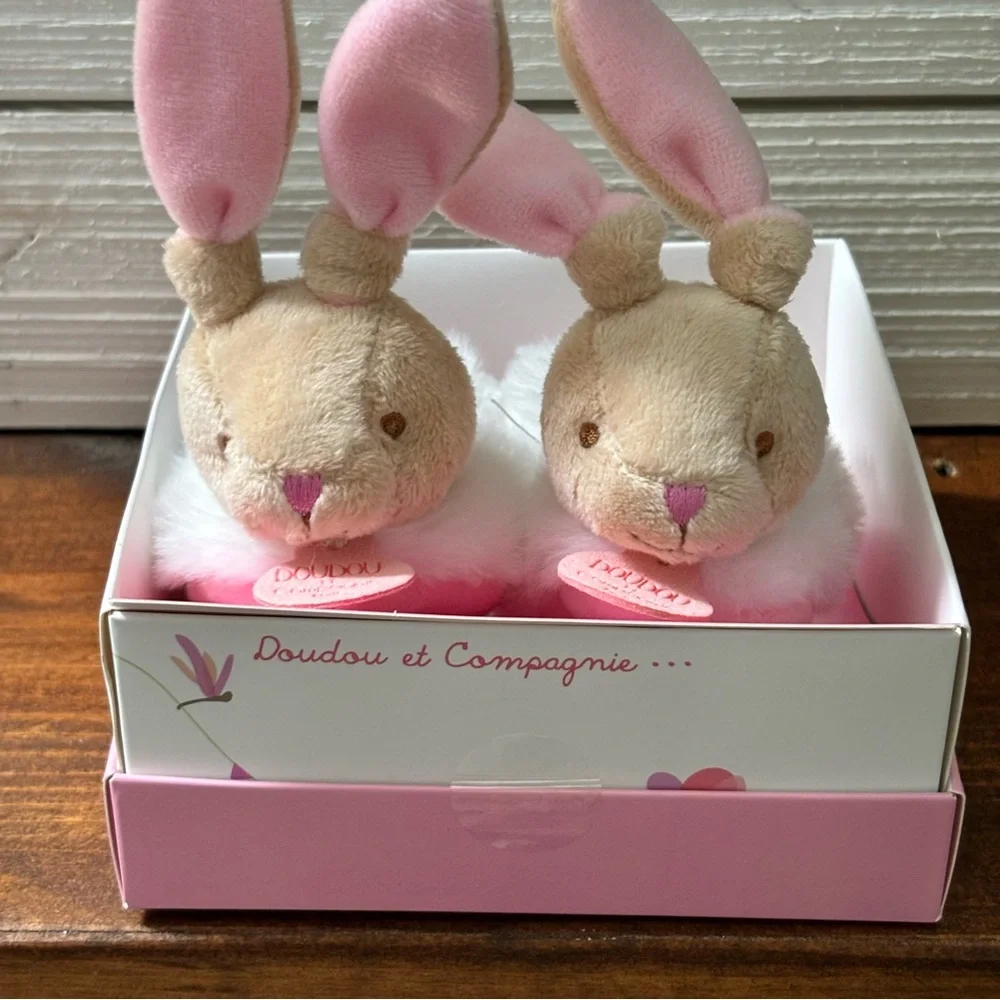 Doudou et Compagnie Rattle Booties Bunny Pink Slippers NEW IN BOX